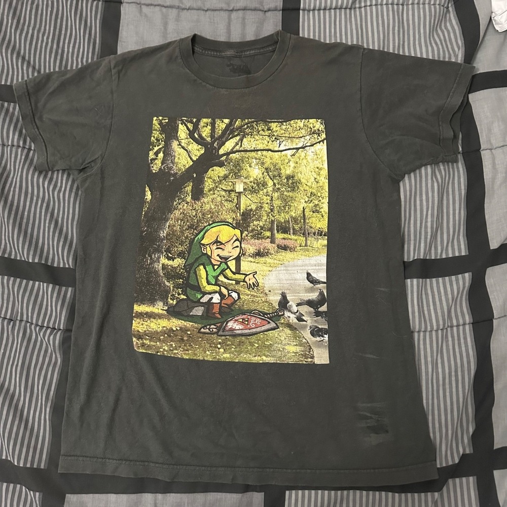The Legend Of Zelda Shirt Men Medium Gray Link Nintendo Graphic Tee Short Sleeve